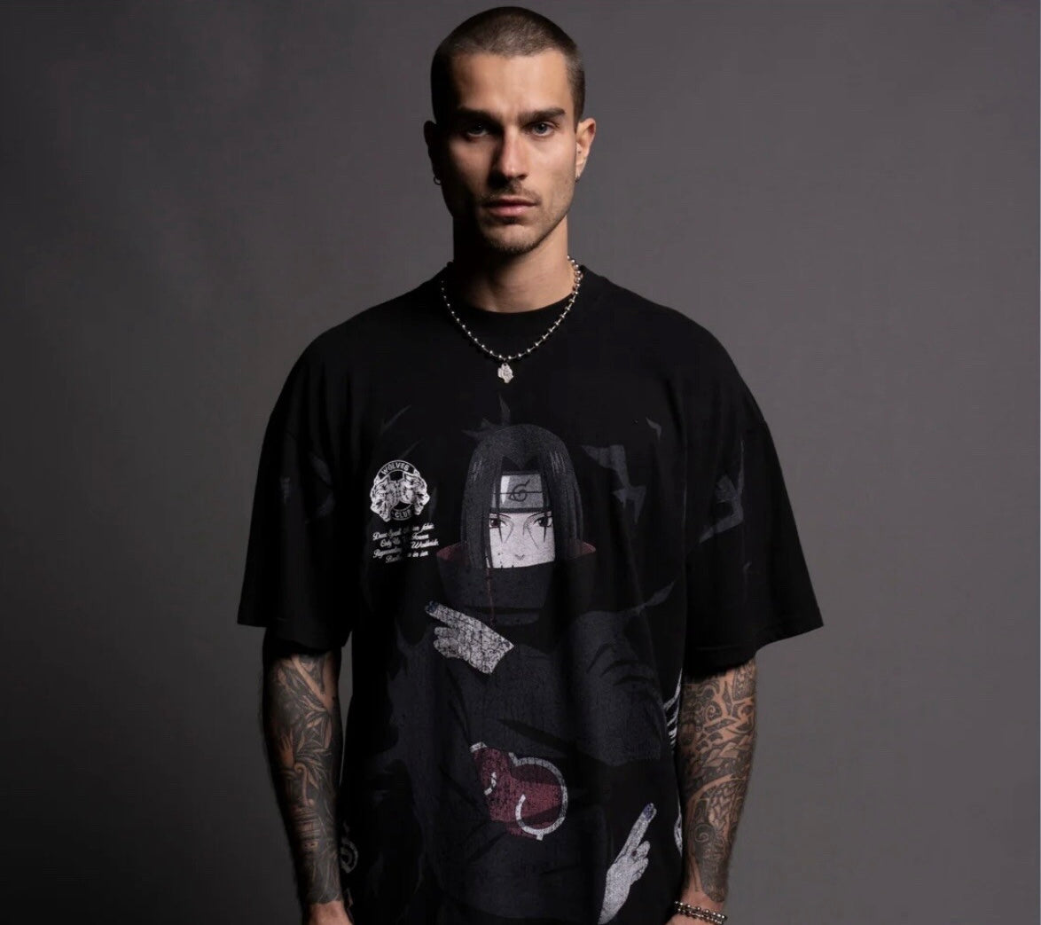 CAMISETA OVERSIZED - ITACHI UCHIHA